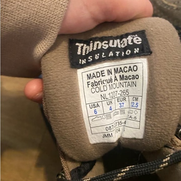 Sorel Black and Tan Snow Boots - Picture 4 of 4